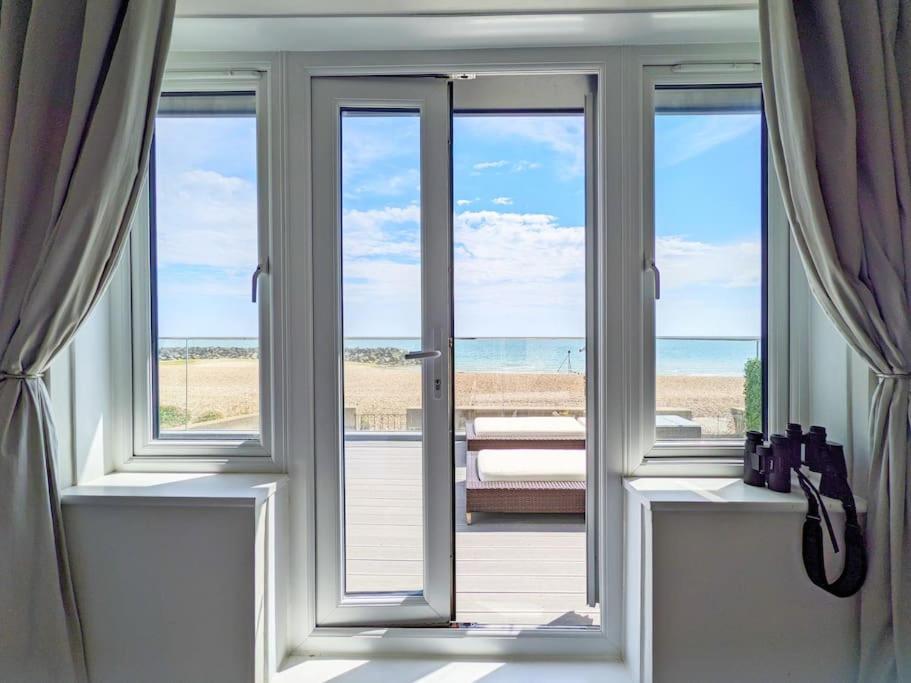 Beach View Middleton-on-Sea Екстер'єр фото